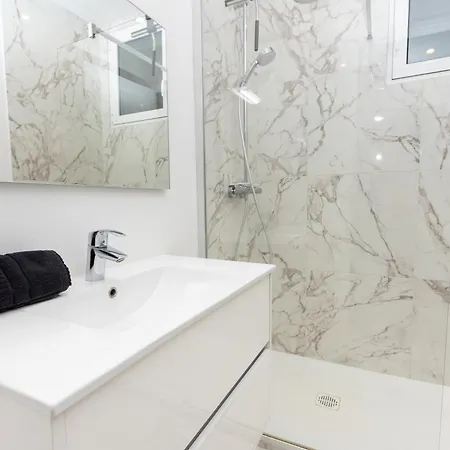 アパート Maison Toesca - Old Charm & Sunny Balcony