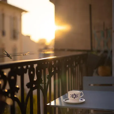 아파트 Maison Toesca - Old Charm & Sunny Balcony 칸느